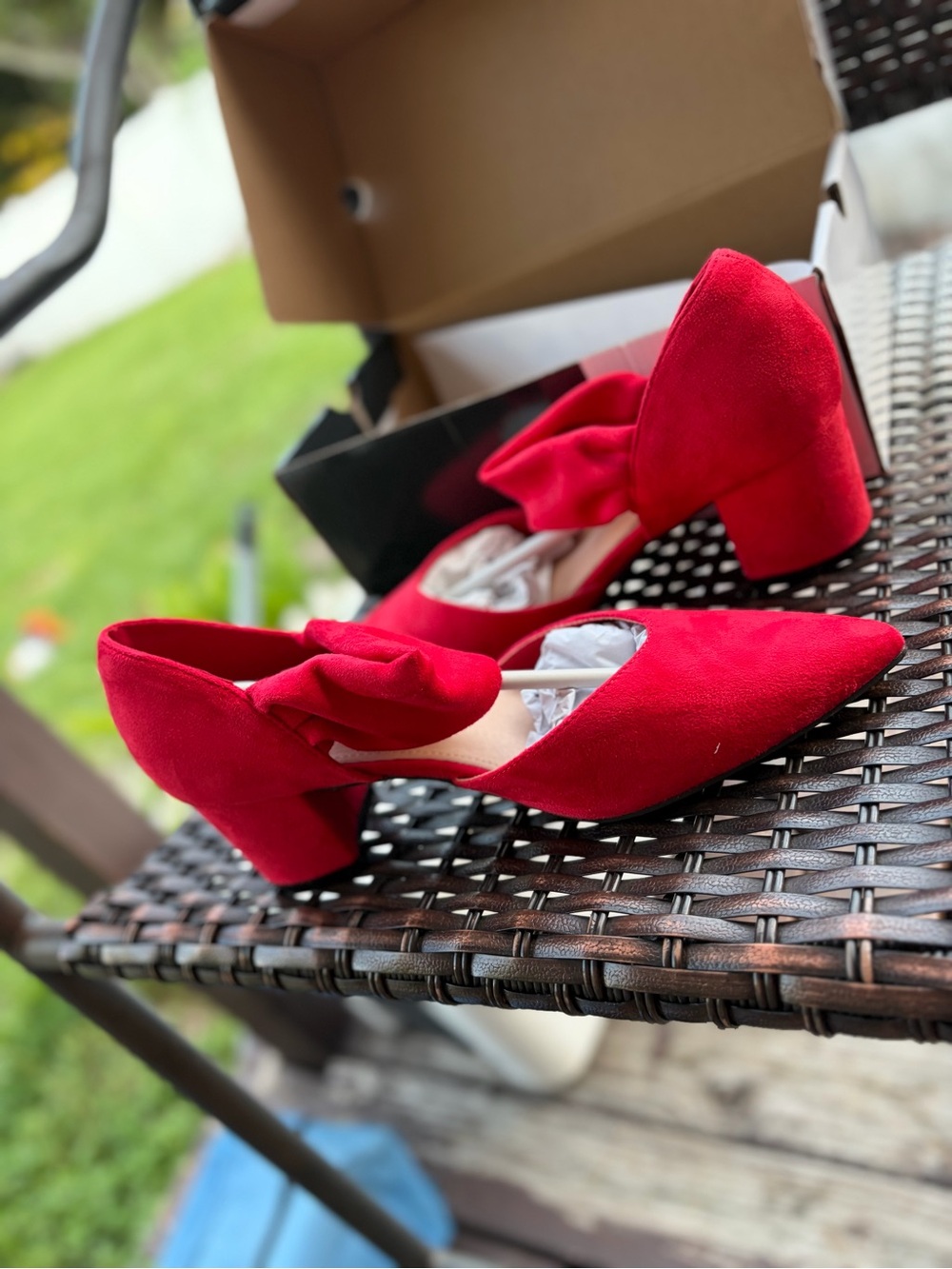 Red Bow Block Heel Pumps - Women